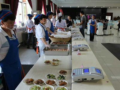 高效餐飲管理新趨勢 長安與虎門蔬菜配送及厚街工廠飯?zhí)贸邪馕? />
</span>
<span id=